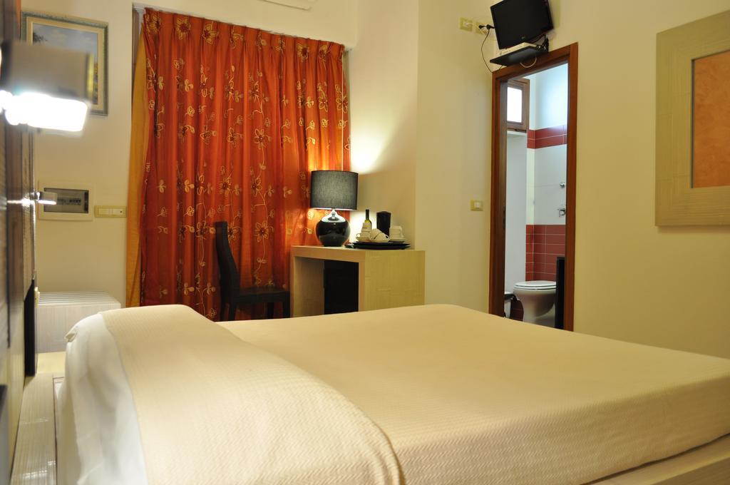 Rooms And Breakfast Zefiro San Vito Lo Capo Exterior foto