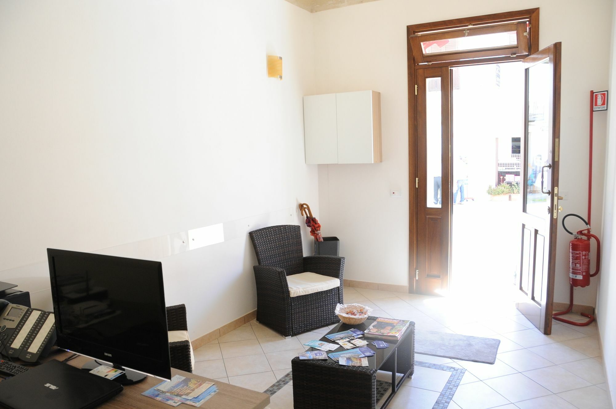 Rooms And Breakfast Zefiro San Vito Lo Capo Exterior foto